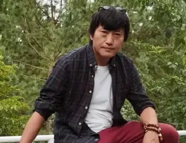 曲士龙