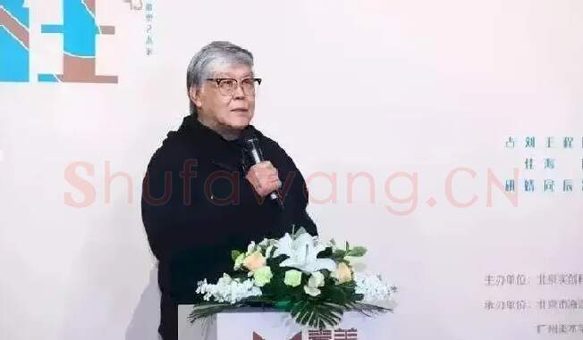 张锠·张锠