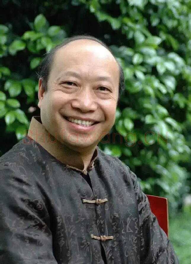 张志君