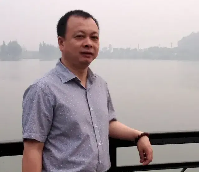 仲中晓
