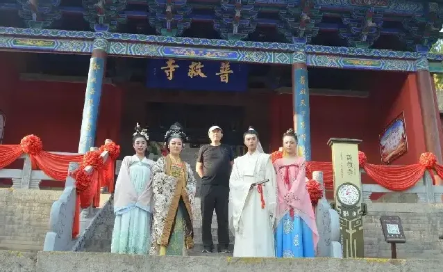 吴胜·普济寺西厢记