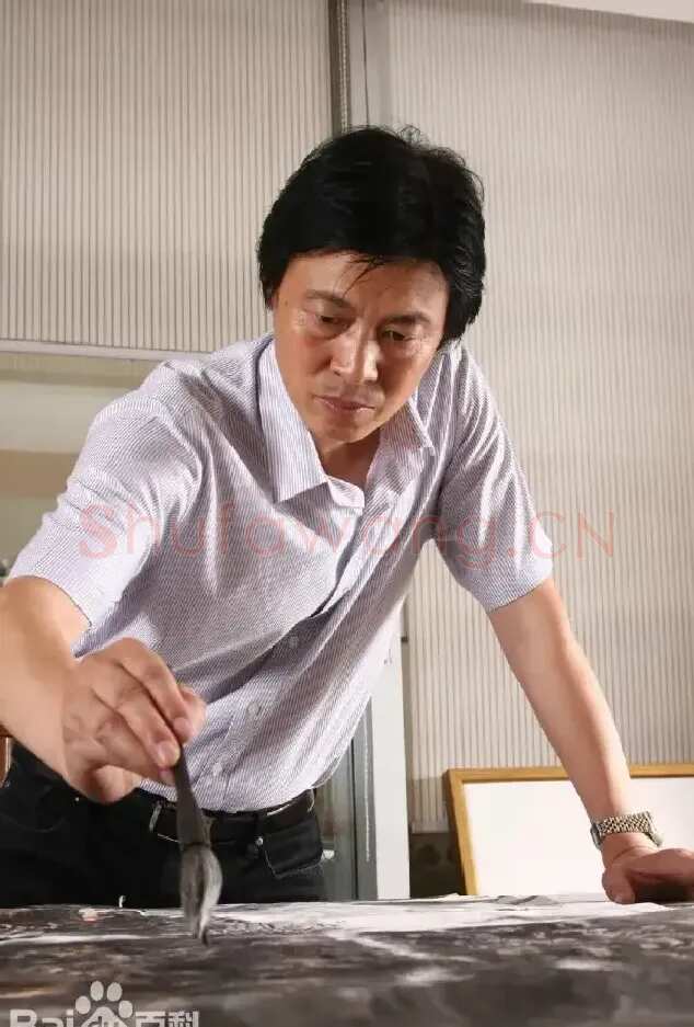 周胜荣