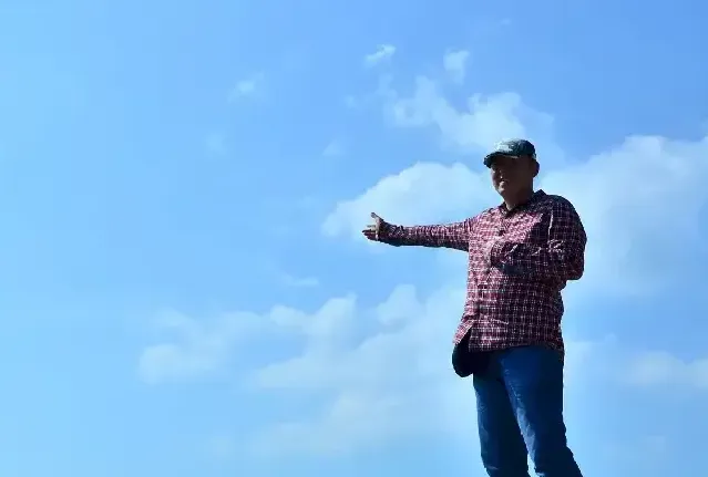吴胜·天涯海角