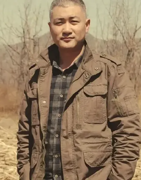 王福明