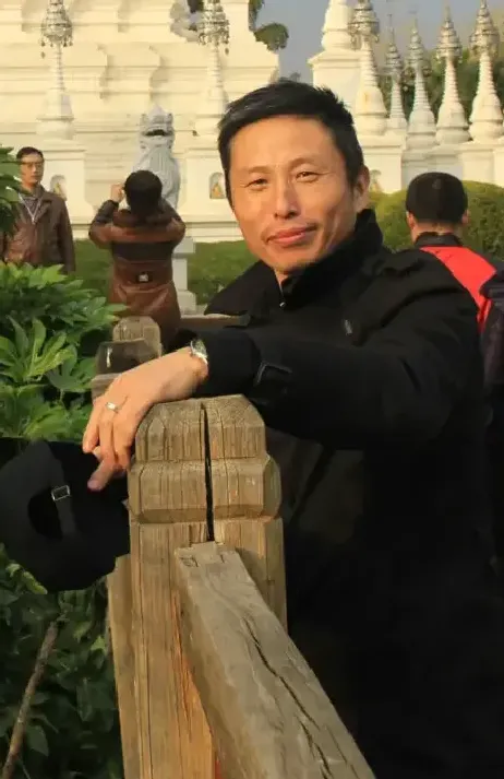 张传伟
