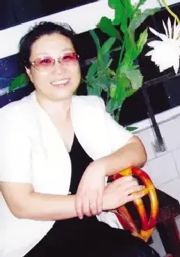 杨泓