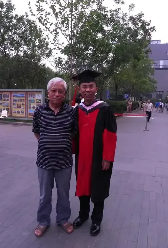 王伯勋·和李少文在一起