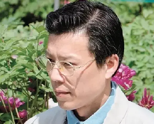 杜尾顽
