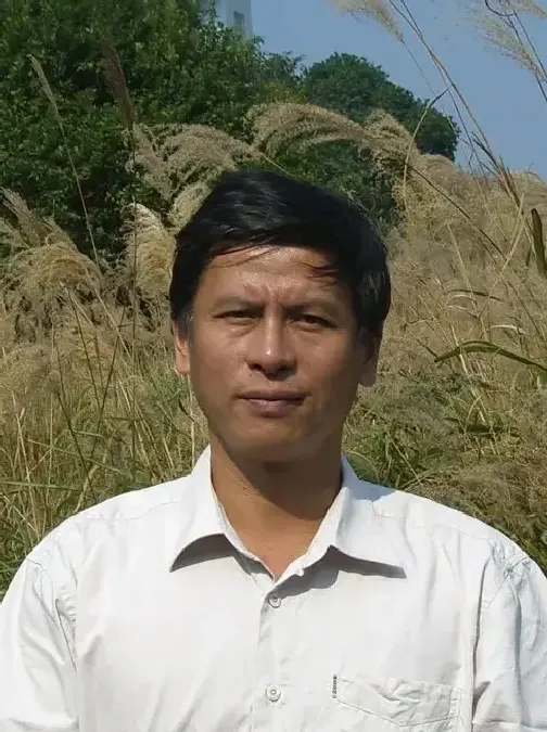 张冬峰