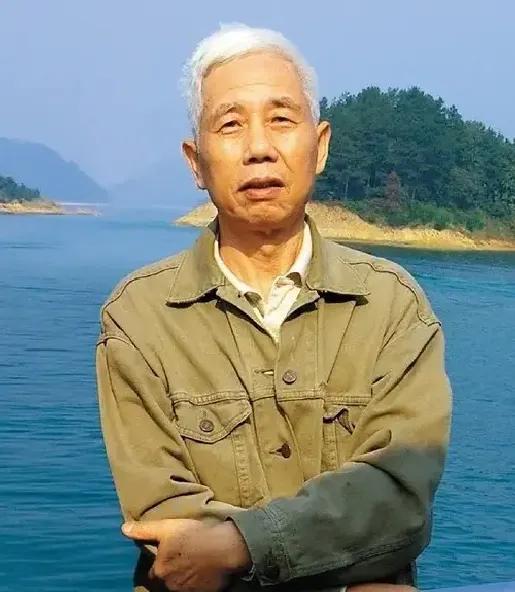 严荣滨·画家