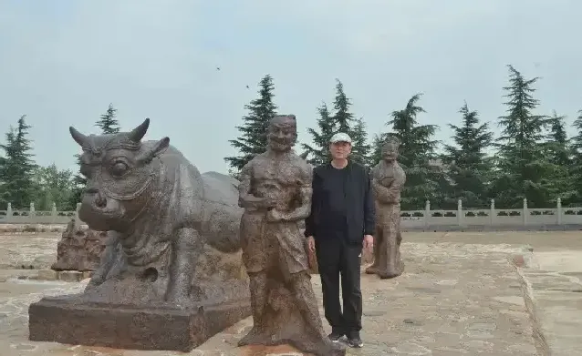 吴胜·黄河大铁牛