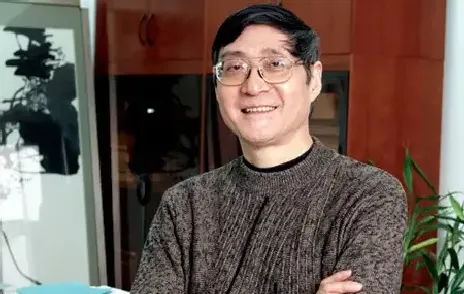 潘公凯