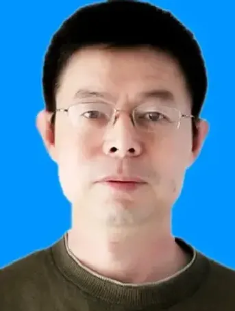 邱中军