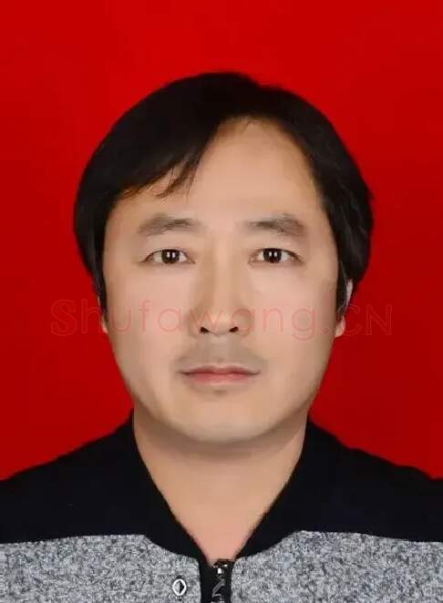 张海龙