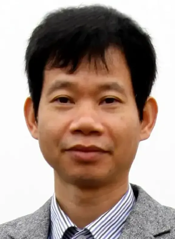庞国华