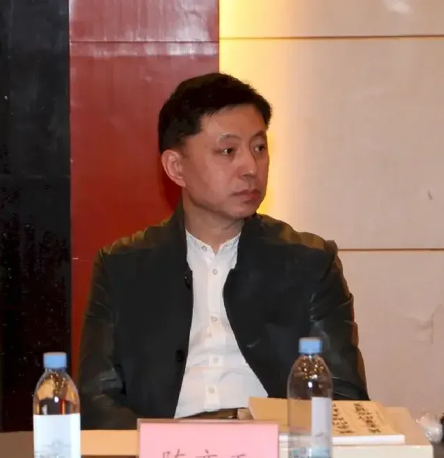 陈亦工