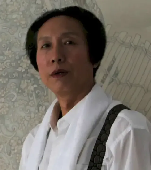 丁皑云