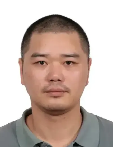 李伟光