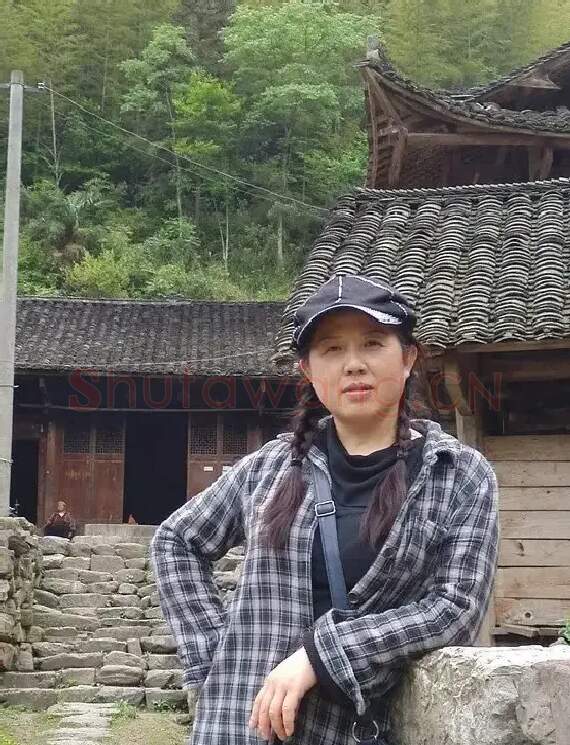 罗彬