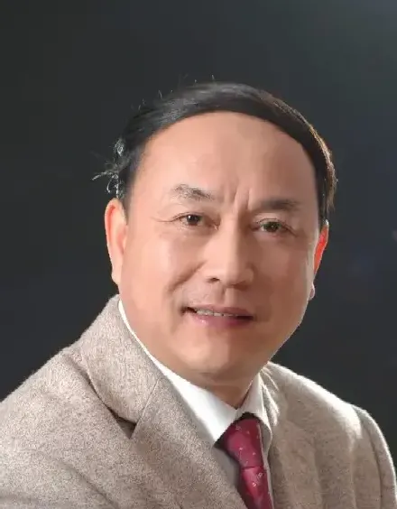 刘竟群