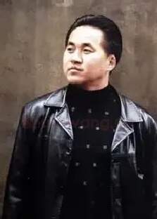 徐铭