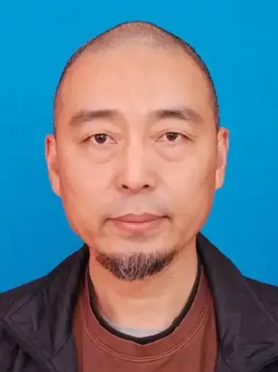 李志宏