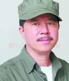 张彤