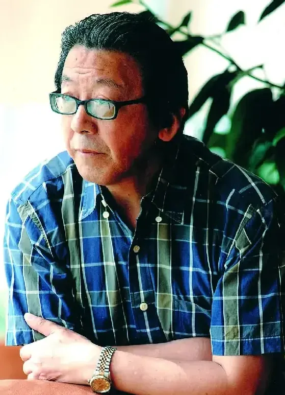 李波