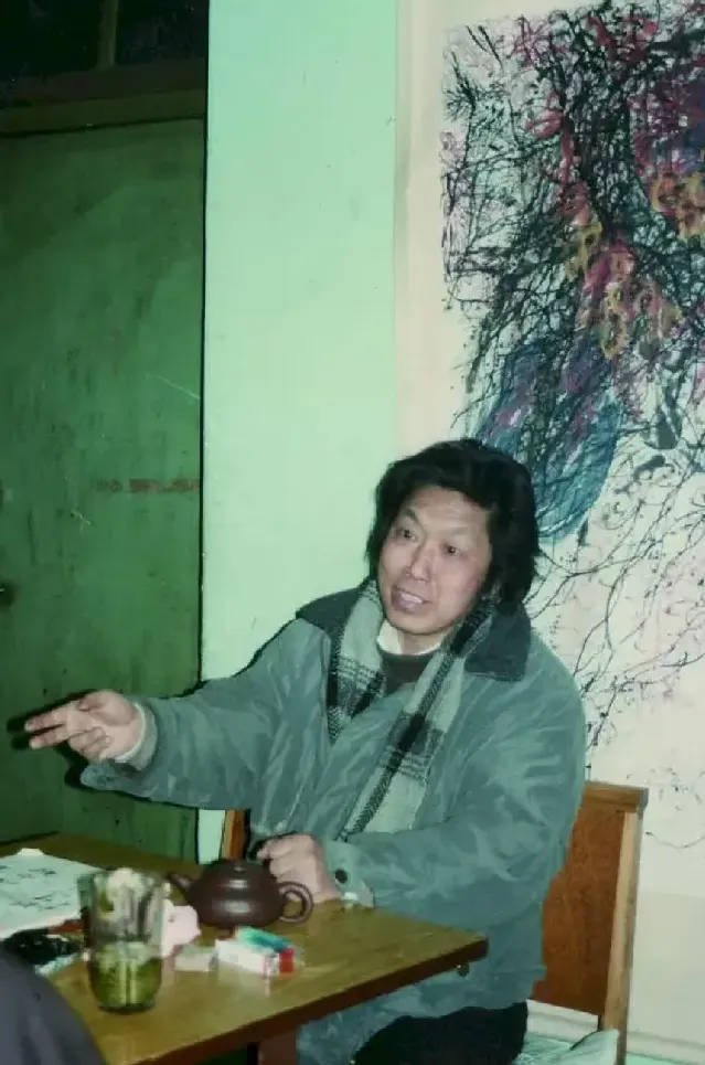 董欣宾