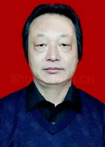 王新章