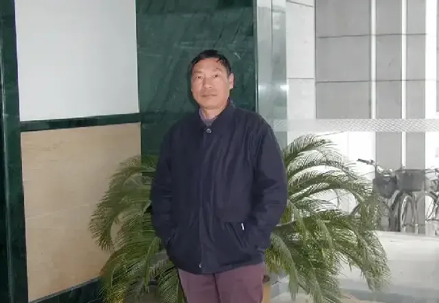 丁立人