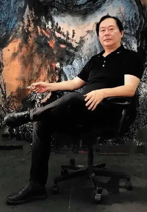 梁明