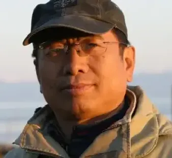 薛智国