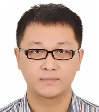 覃超