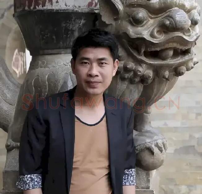 黄华兆