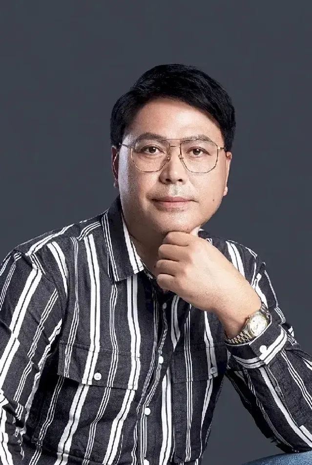 程曙东
