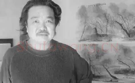 李明伟