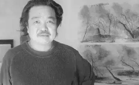 李明伟