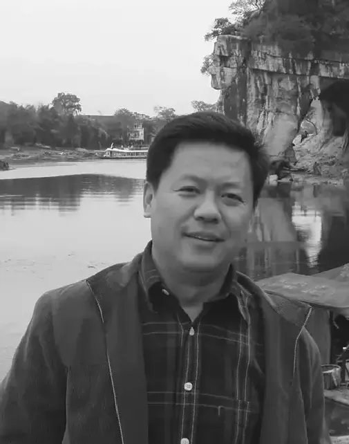 张桐瑀