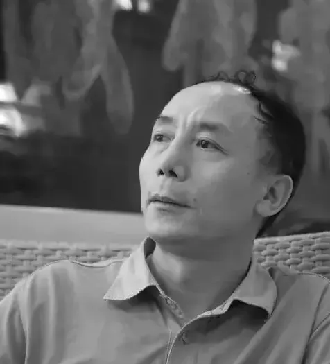 陈炳佳
