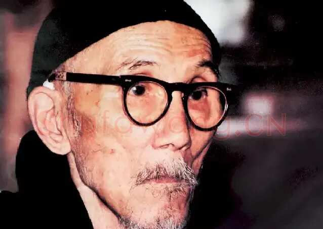 梁崎