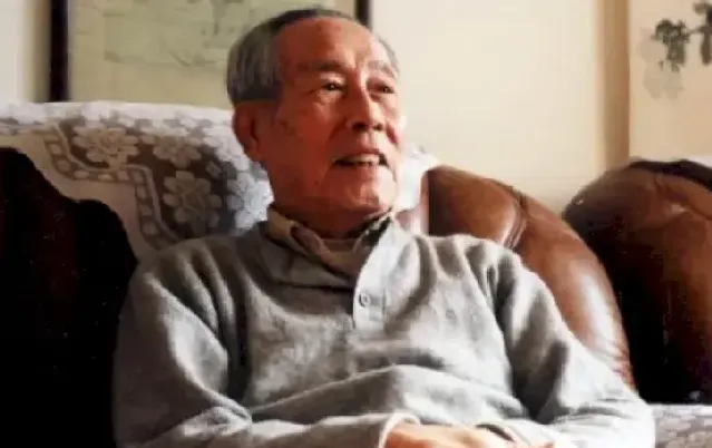 晏少翔