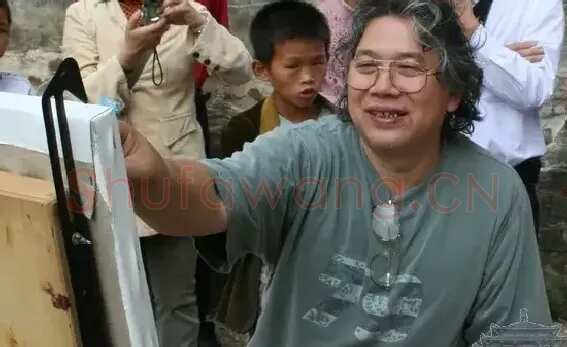 涂志伟