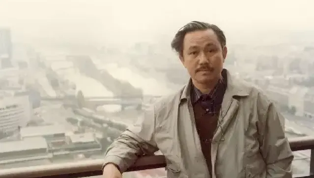 卢沉·卢沉