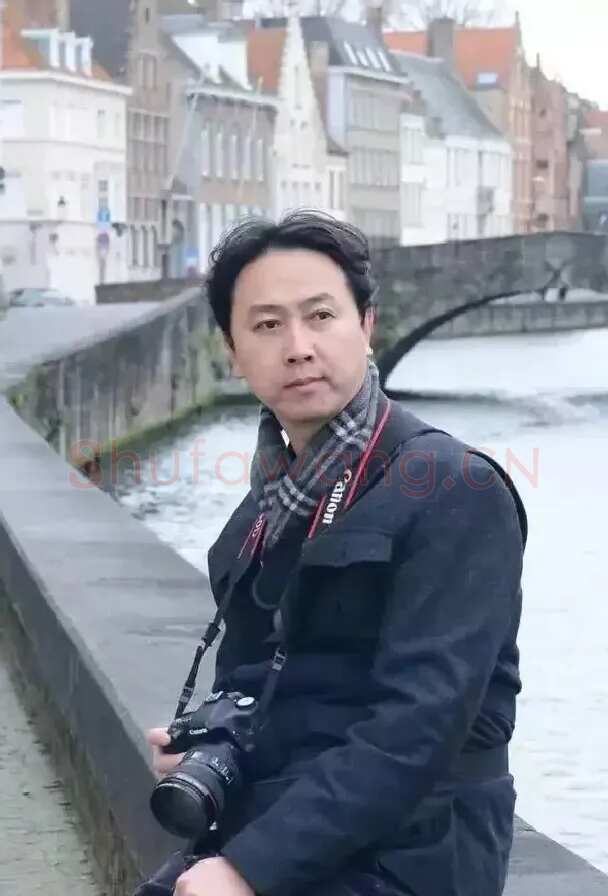 李迅