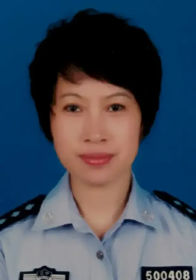 孟凡馨