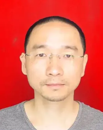 谭炜