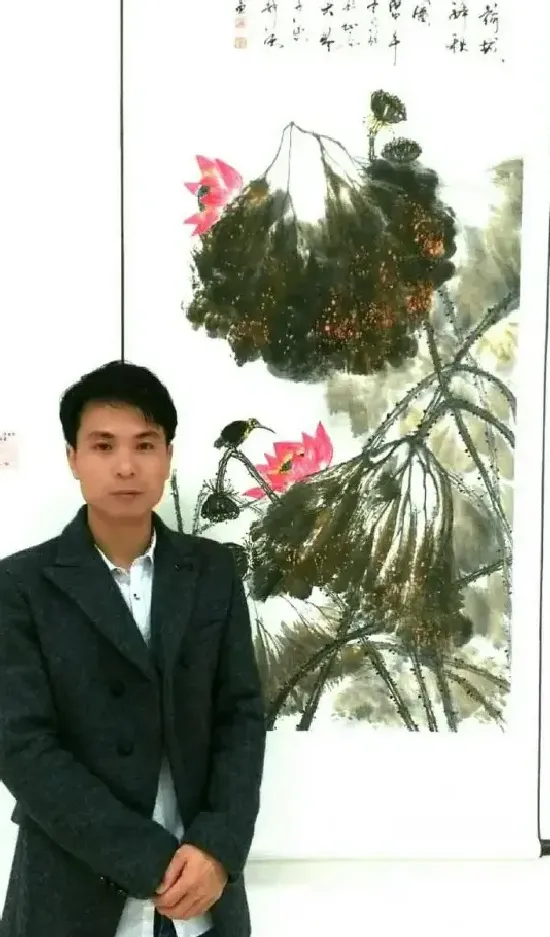 梁静源