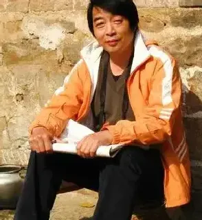 董振怀