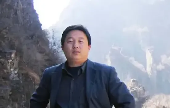 张瑞东